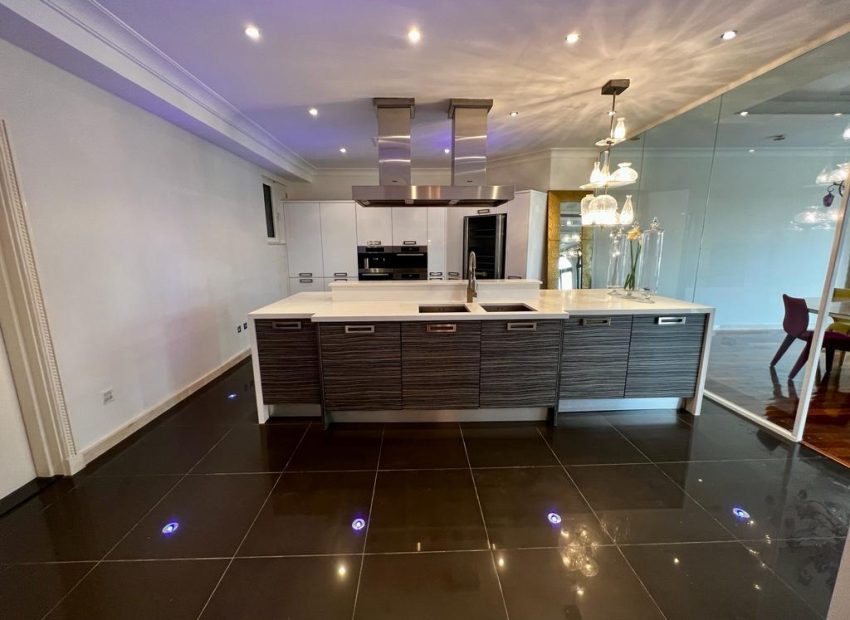 Palm Jumeirah Villa (18)
